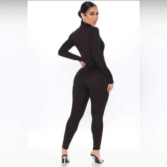 Fashion nova fast moves jumpsuit - Picture 3 of 7